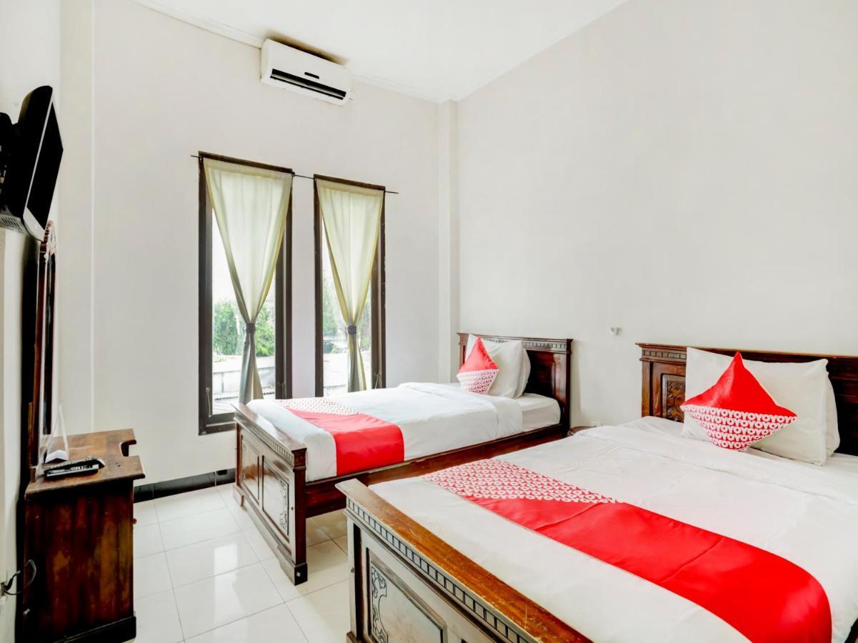 Hotel Warta Dua Denpasar Exteriör bild