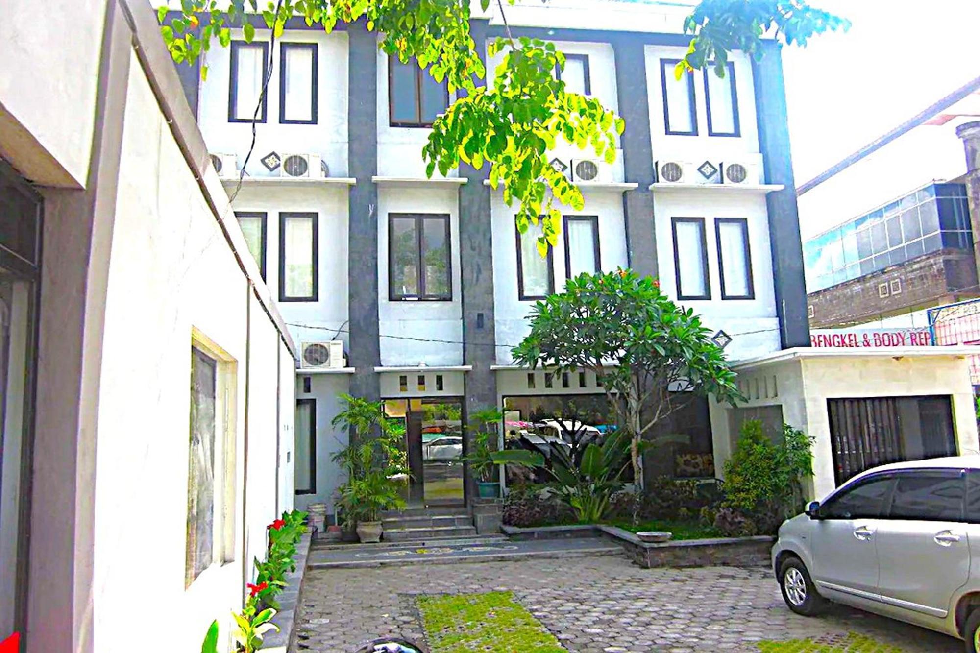 Hotel Warta Dua Denpasar Exteriör bild